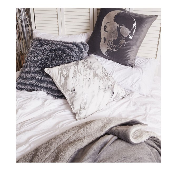 Dormify Bedding